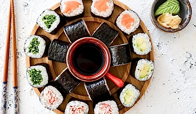 JAPON SUSHI GECESİ